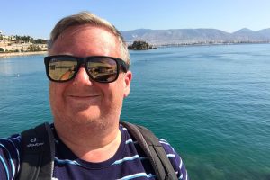 How to Become a Digital Nomad After 50: Your Guide to Freedom