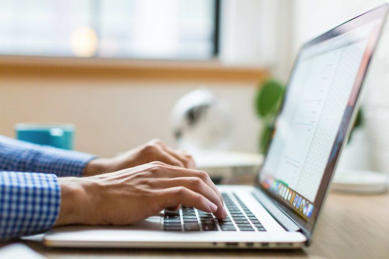 Freelancing vs. Remote Job: What’s Better After 50?
